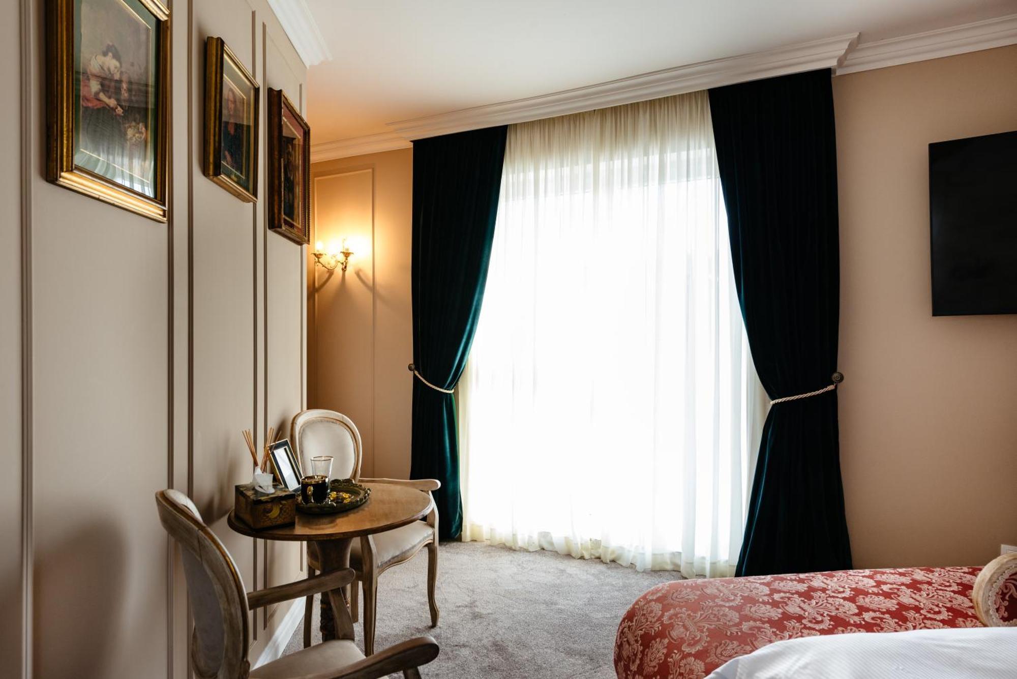 Ateneea Luxury Rooms 克卢日-纳波卡 外观 照片